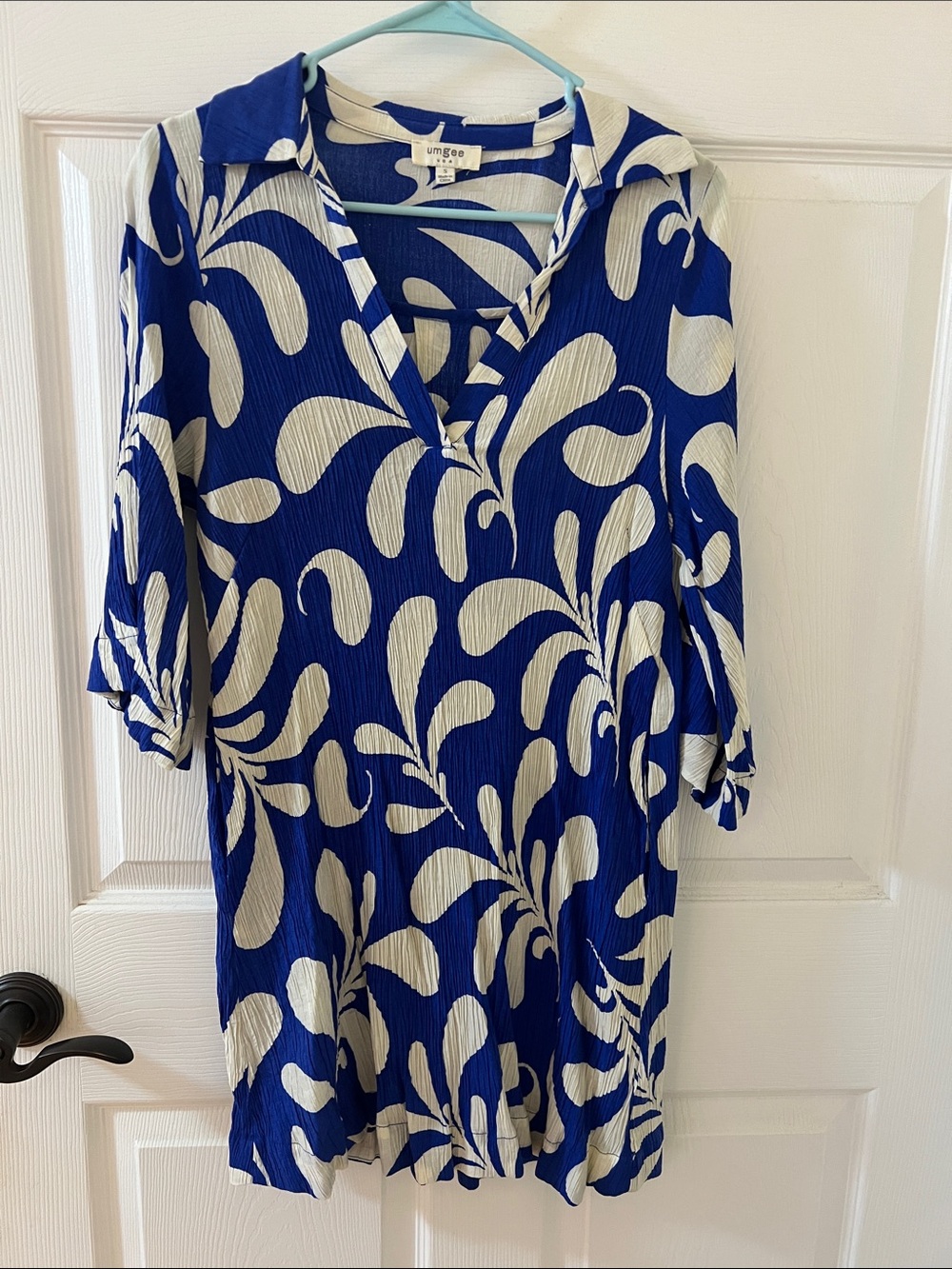 Umgee Royal Blue & Cream Floral V-Neck Dress